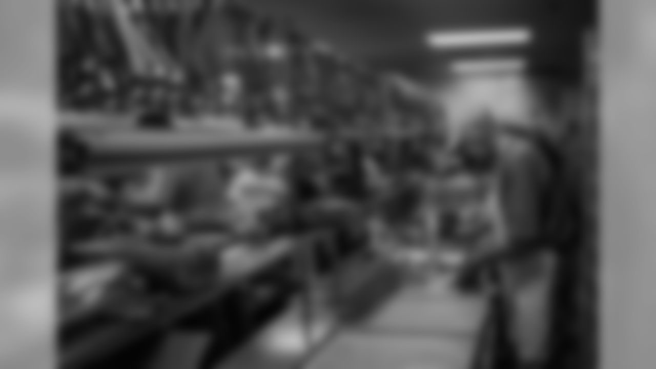 181121-thanksgiving-prep-melton-7