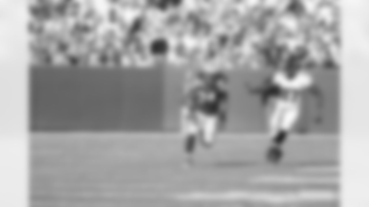 RB Johnny White (2012)