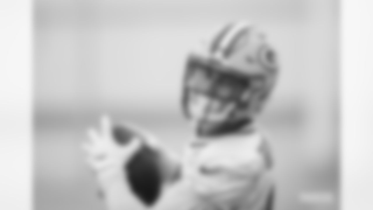 TE Nakia Griffin-Stewart