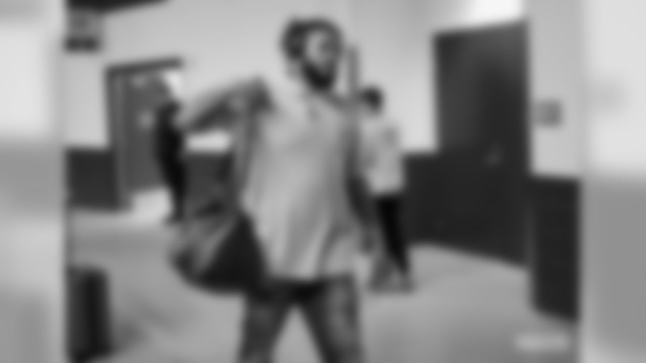 191124-SF-arrival-2-bobber-WM-6