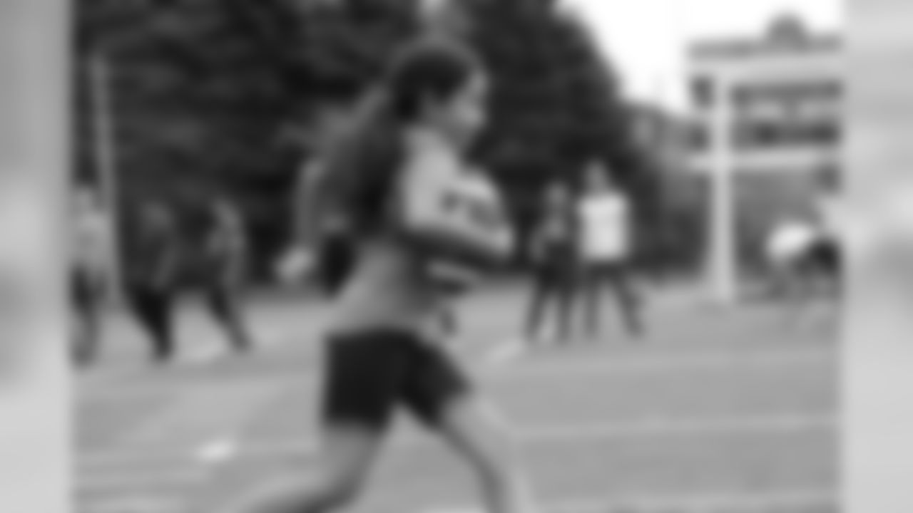 190917-football-outreach-22