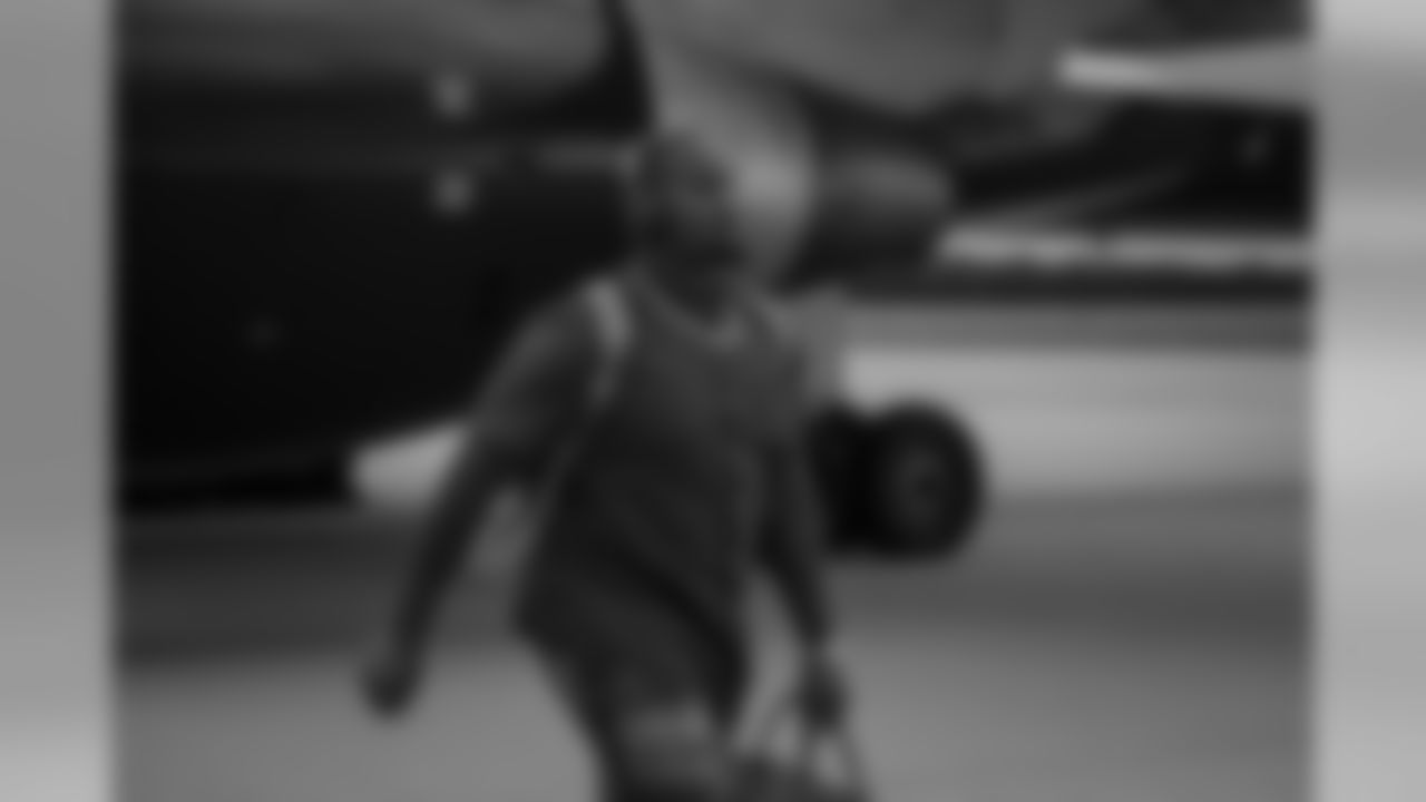 180922-packers-arrive-DC-hartwig-3