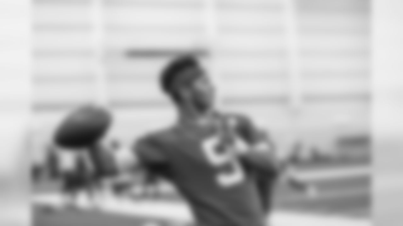 QB DeShone Kizer