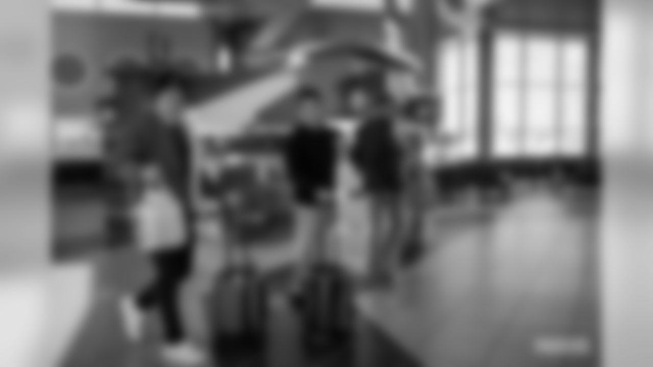 191222-departure-GRB-to-MSP-siegle-WM-33