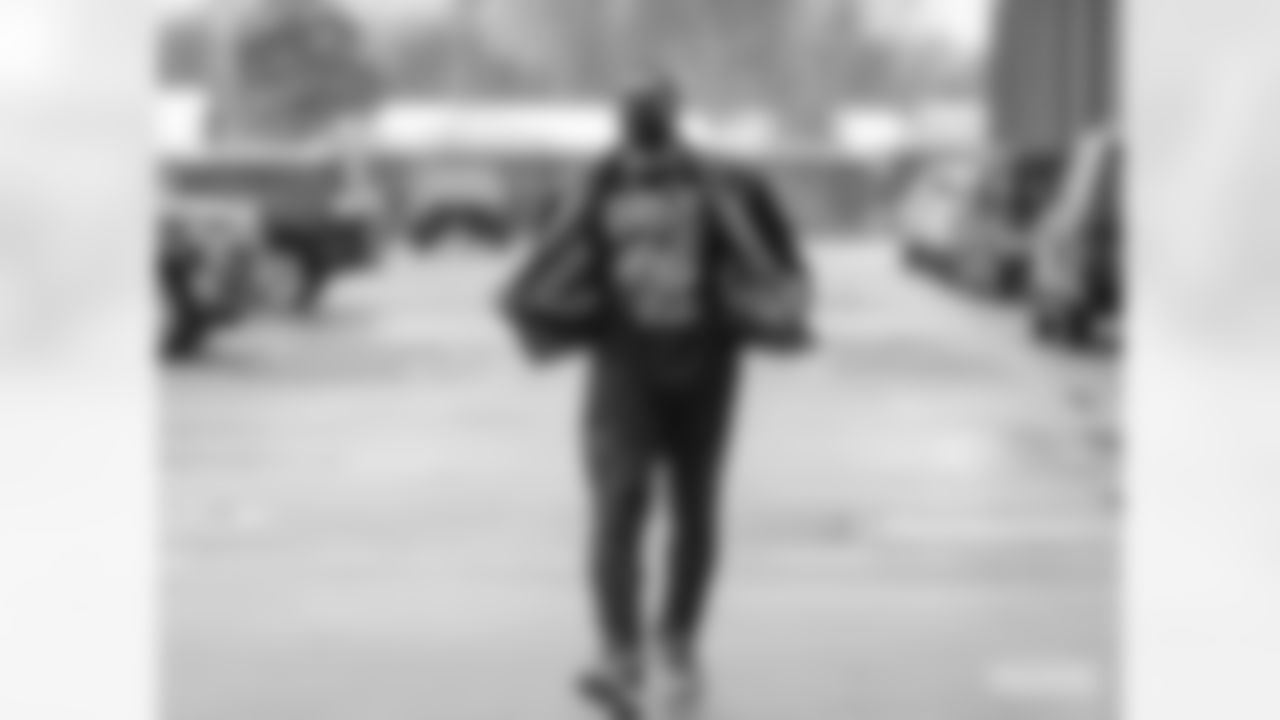 RB AJ Dillon