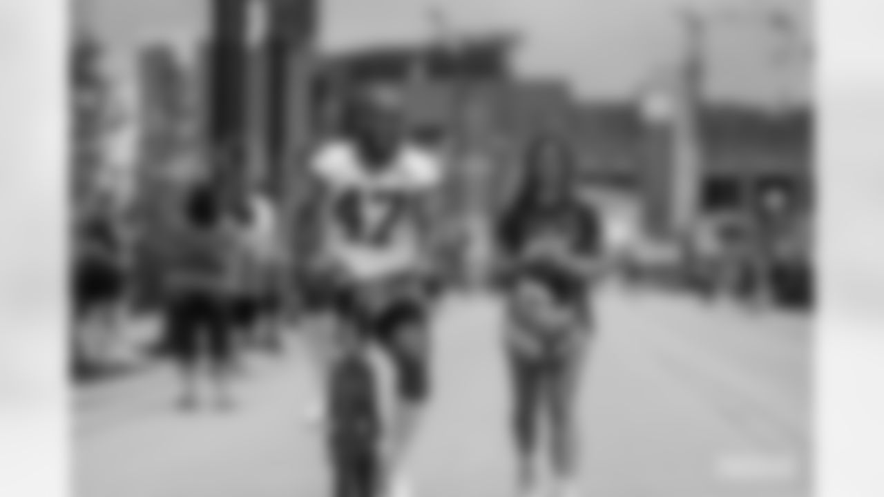 220727-training-camp-bikes-2560032