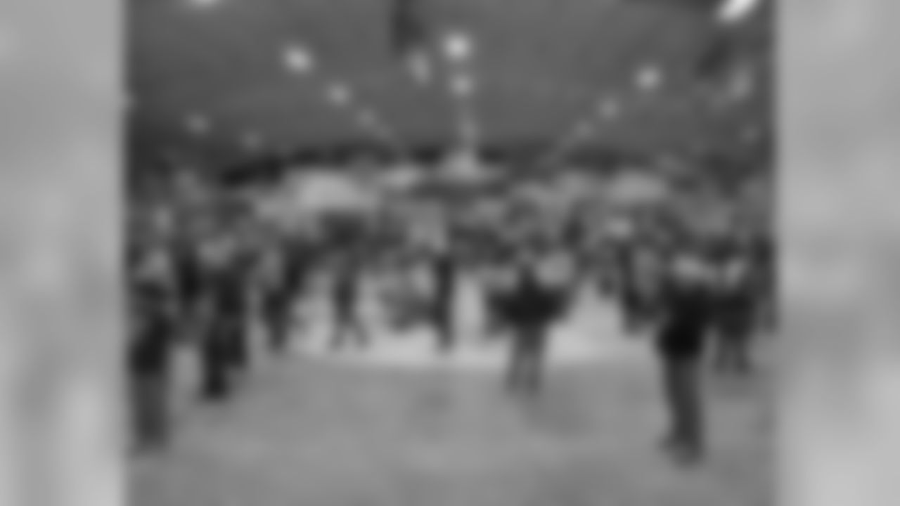 Packers Tailgate Tour - Tailgate Party (Rhinelander Ice Association)