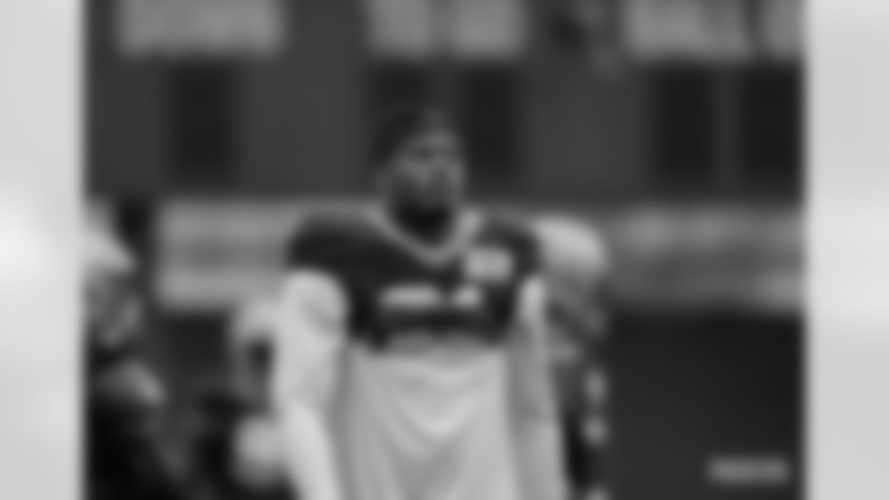 LB Preston Smith