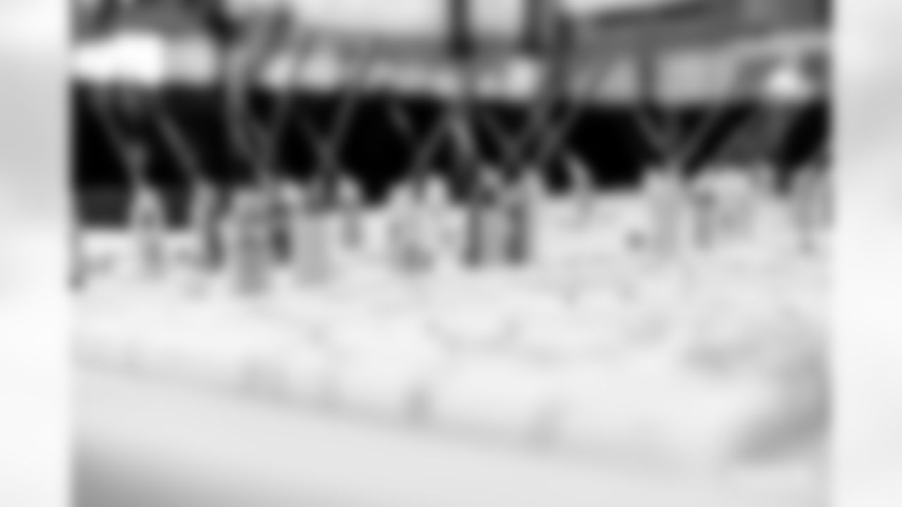 221025-ladies-of-lambeau-2560010