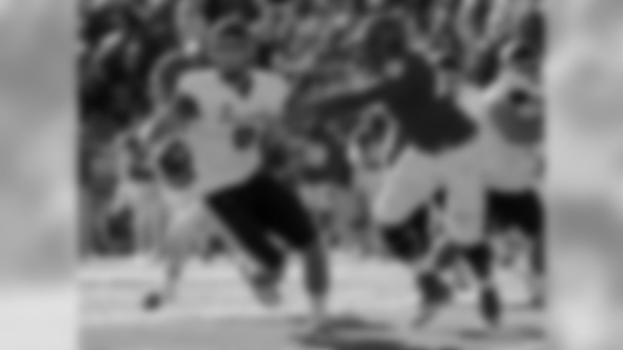 Kyler Fackrell - #9 - Utah State