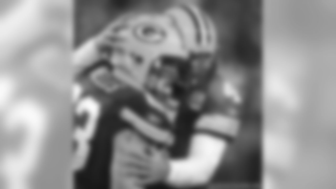 Scott Wells and Brett Favre