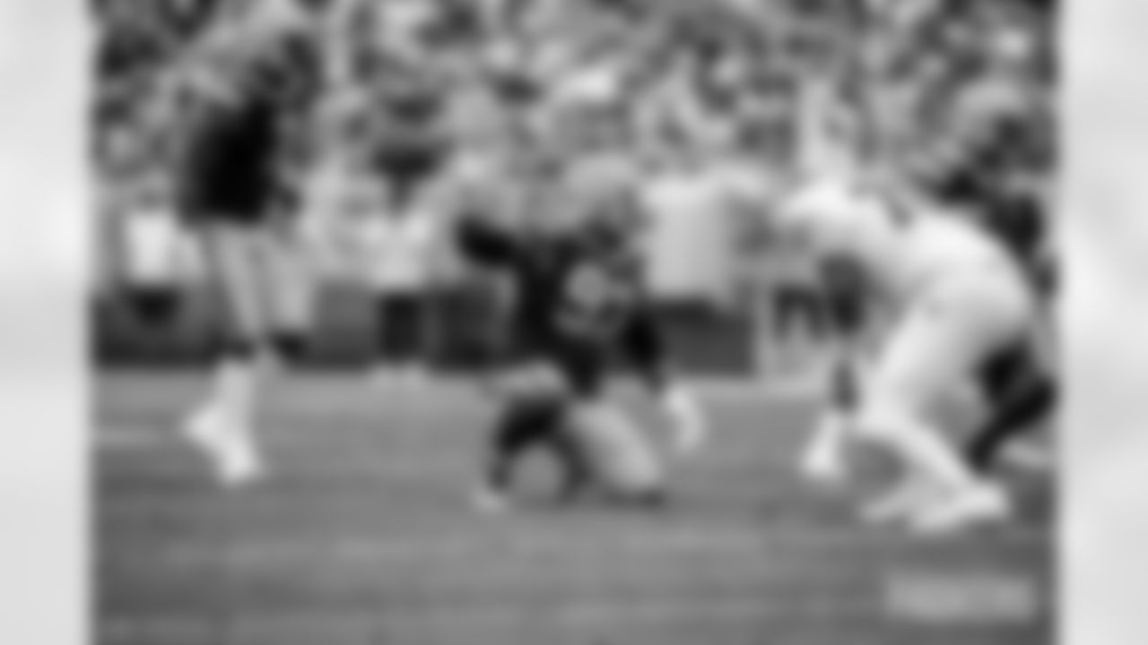 packers-saints-QTR4-batch1-siegle025