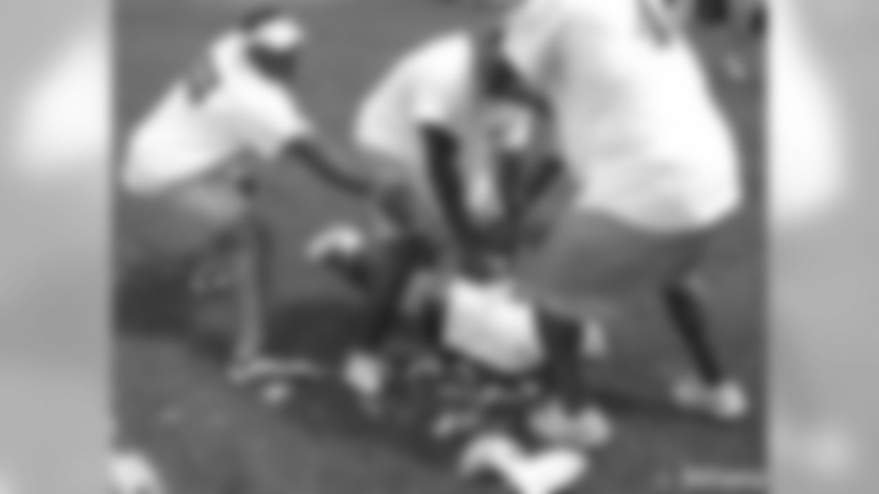Donald Driver(on ground)