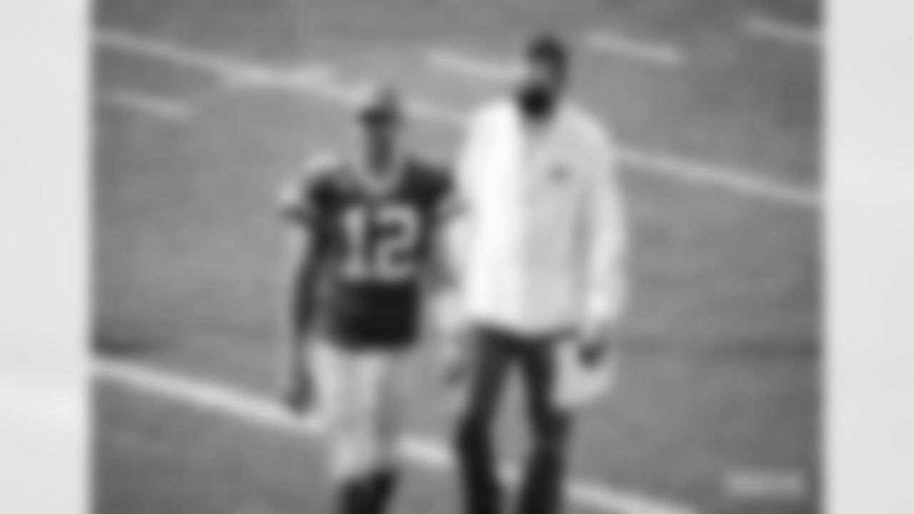 QB Aaron Rodgers
