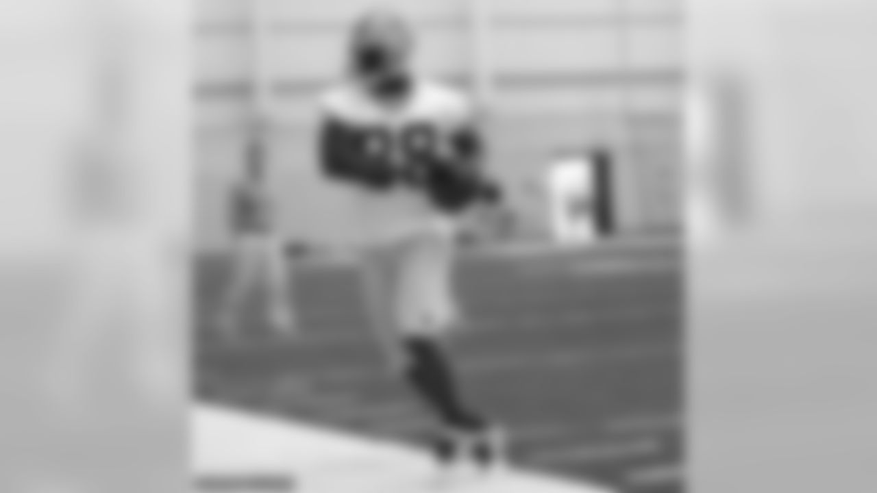 WR James Jones