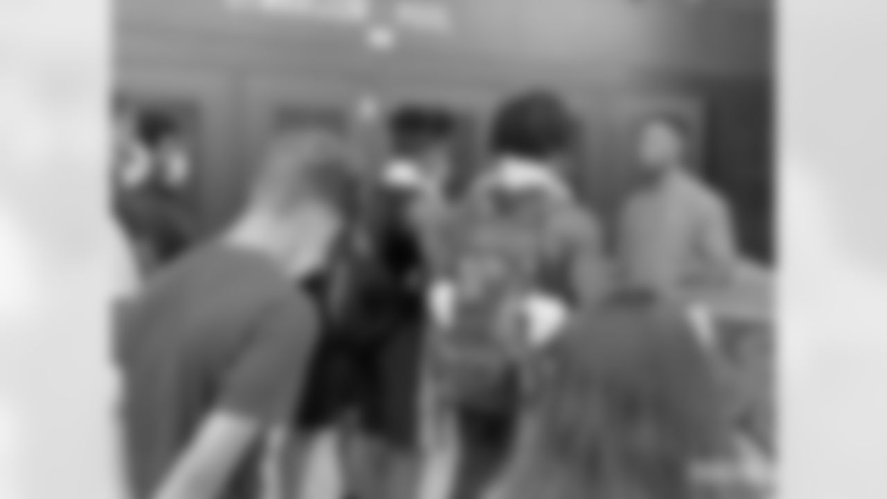 210812-packers-donate-helmets-high-schools-WM-009