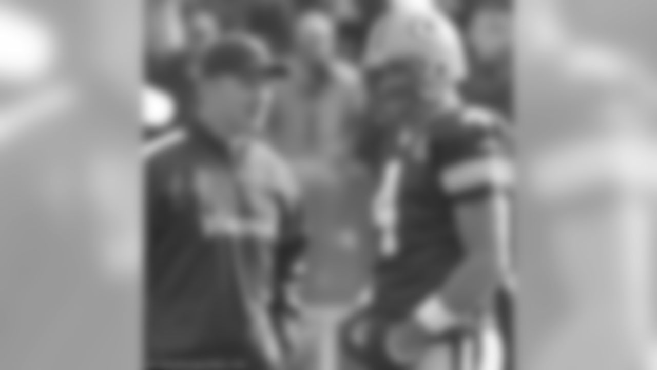 Darrell Bevell and Brett Favre