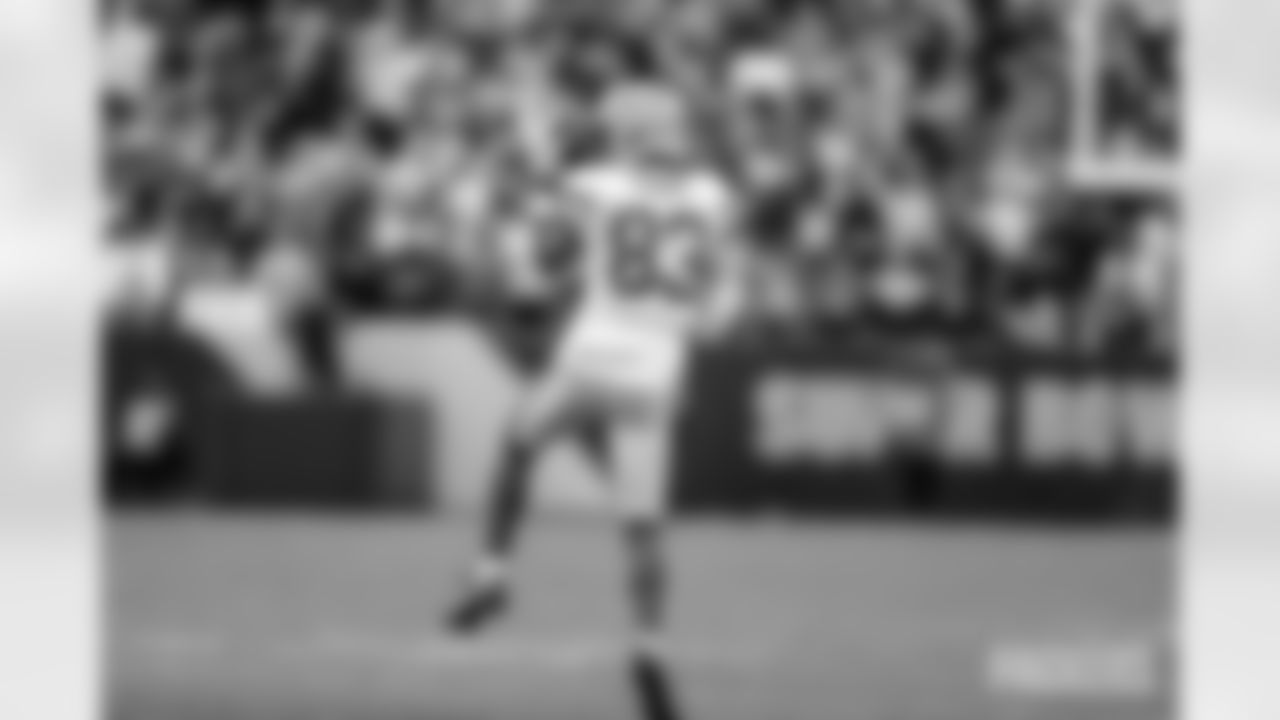 WR Samori Toure