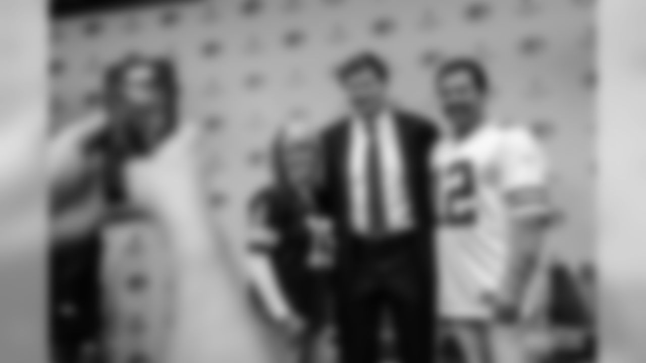 Packers name FAN Hall of Fame winner.