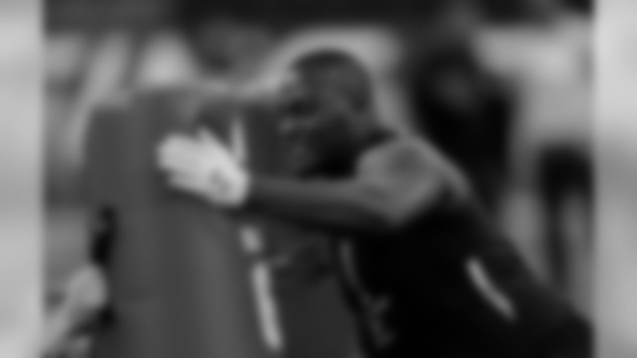 DL Montravius Adams