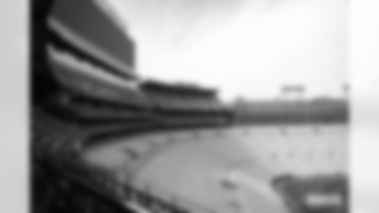 230921-alumni-suite-stone-WM-009