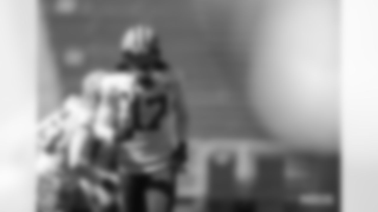 WR Davante Adams