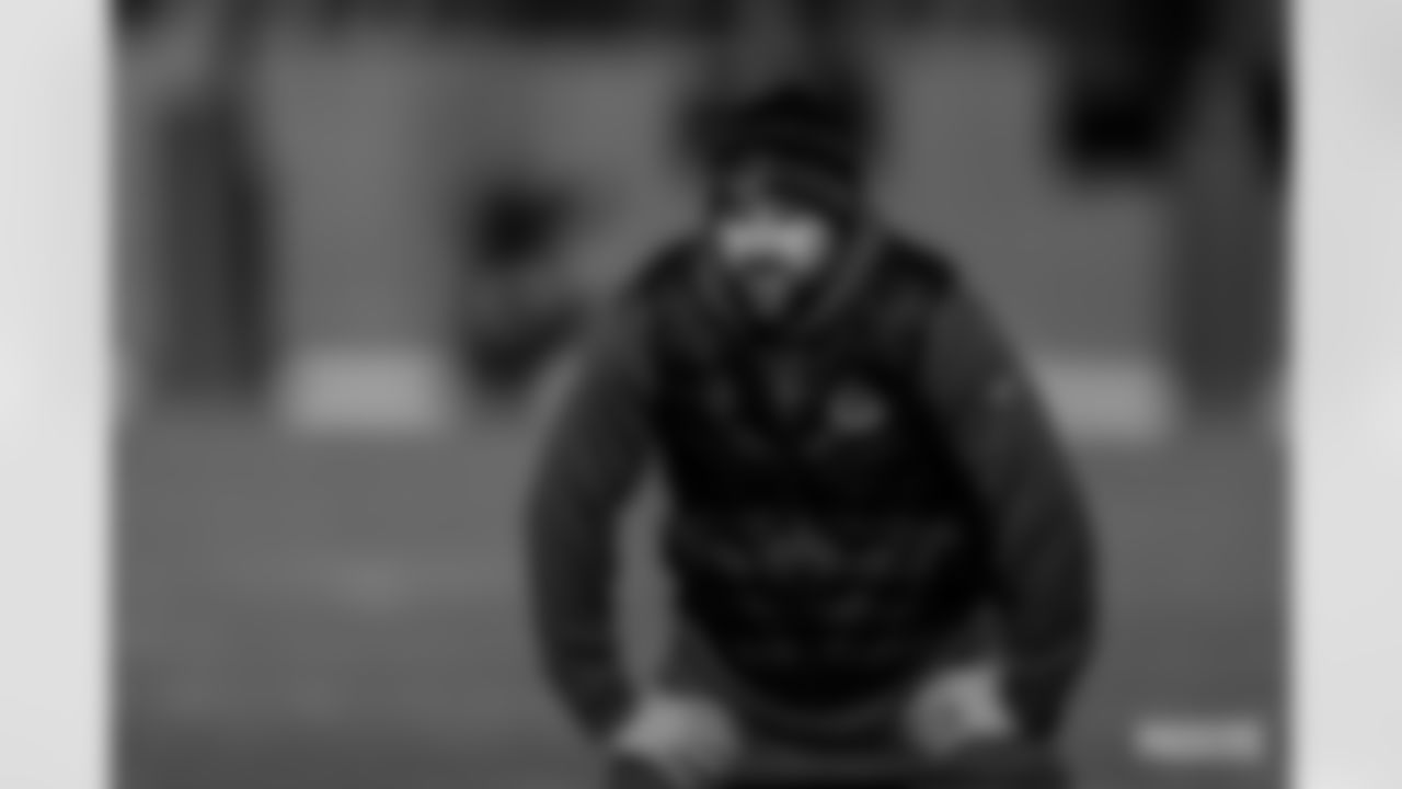221201-evan-practice-gallery-2560007