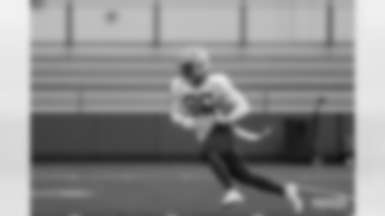 WR Malik Taylor