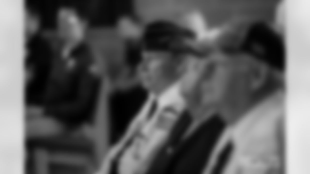 230413-veterans-memorial-gallery-2560-17