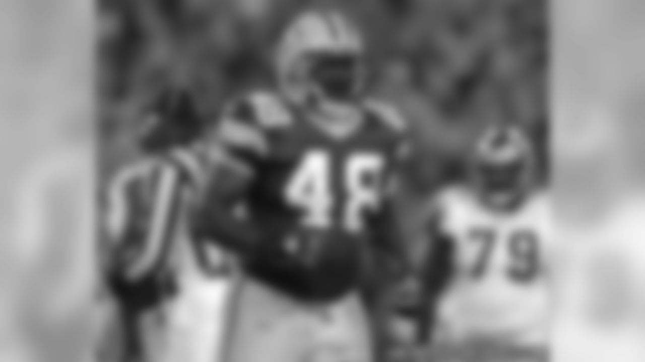 Vonta Leach