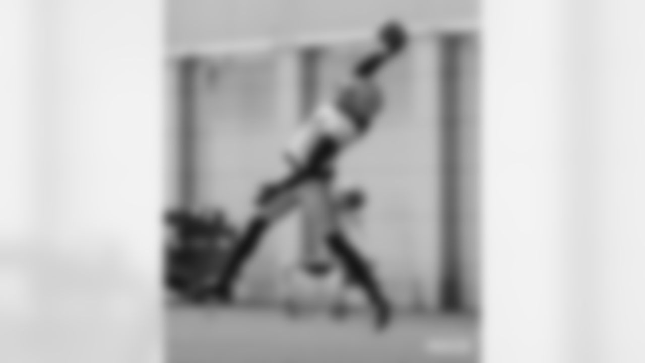 WR Davante Adams