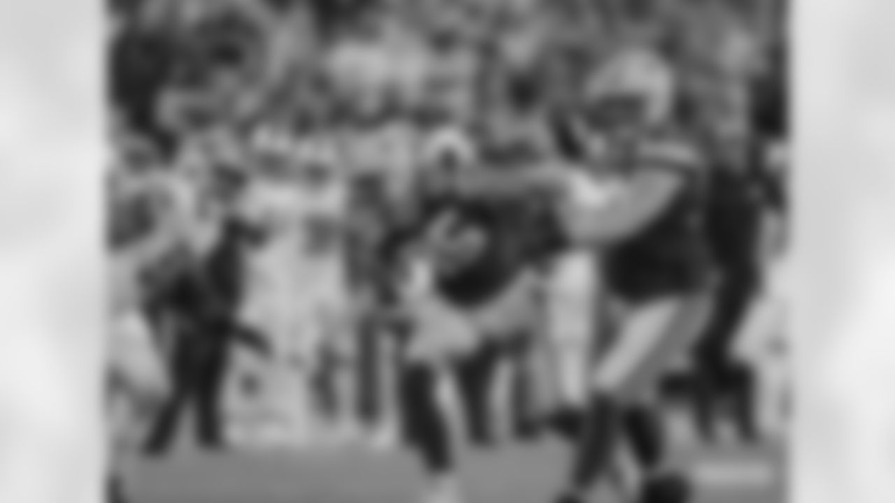 85 - TE Robert Tonyan