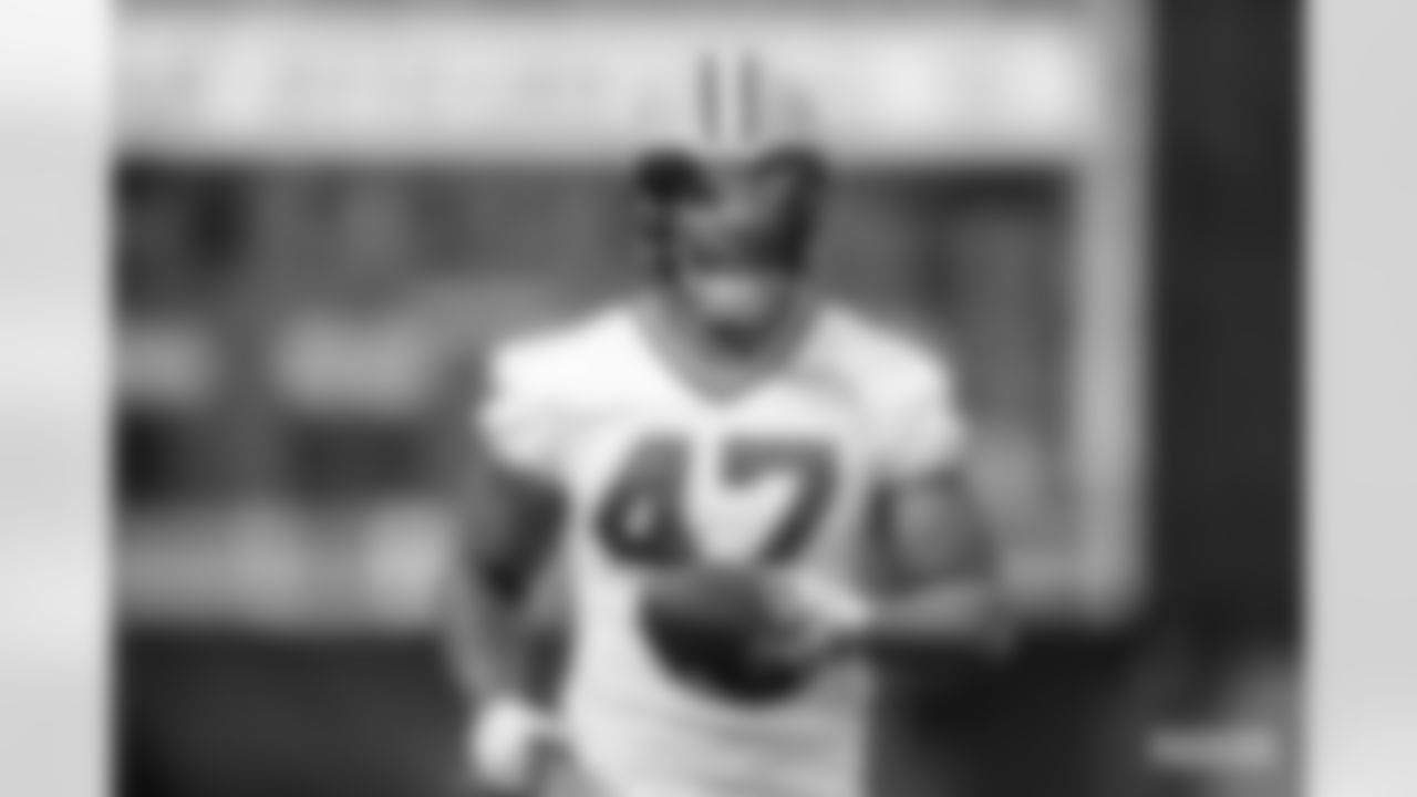 220506-rookie-minicamp-gallery-256010 (1)