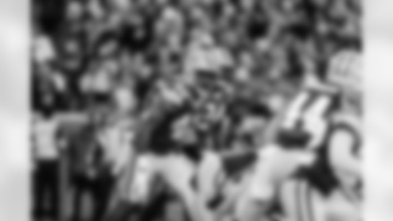 Green Bay Packers vs Los Angeles Rams
November 28, 2021