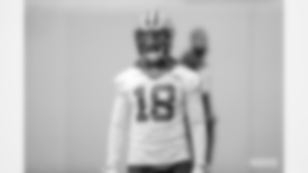 221130-evan-practice-gallery-2560054