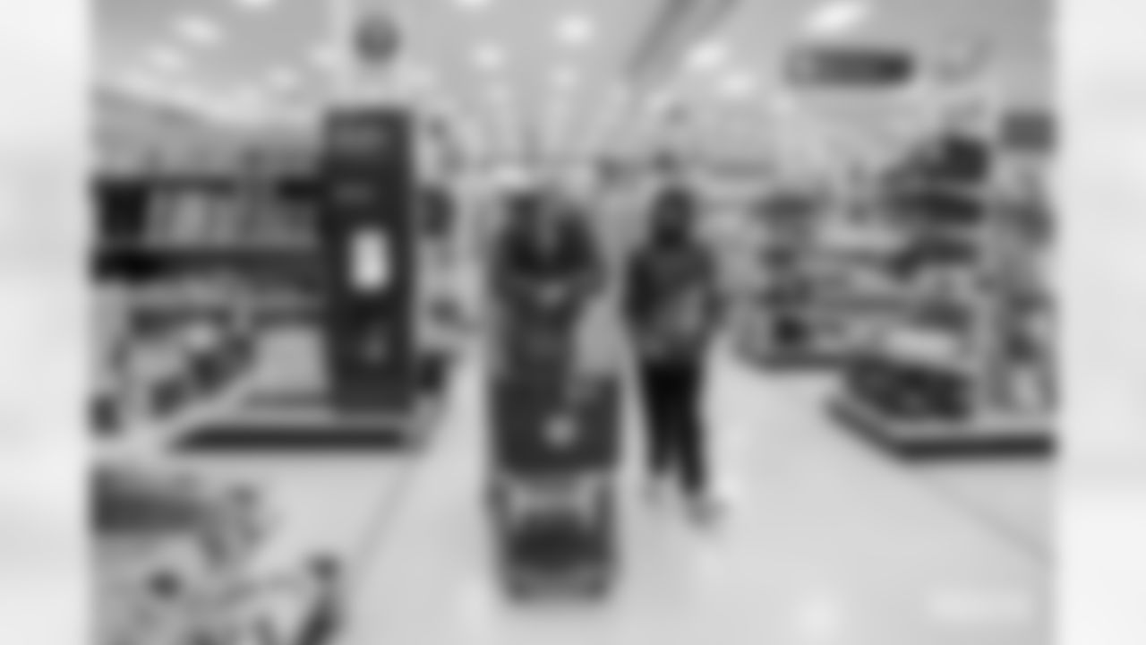 221215-tariq-target-shopping-2560003