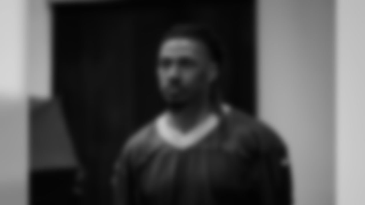 190610-packers-take-headshots-28