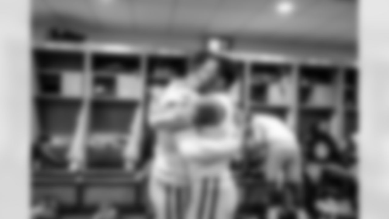 221226-locker-room-evan-2560007