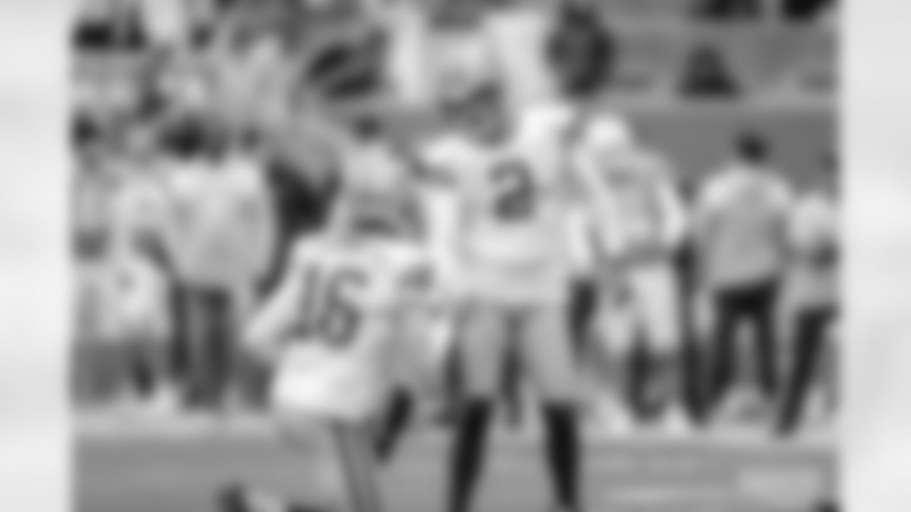 221225-packers-dolphins-siegle-WM-190