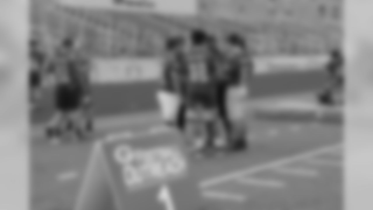 190917-football-outreach-02