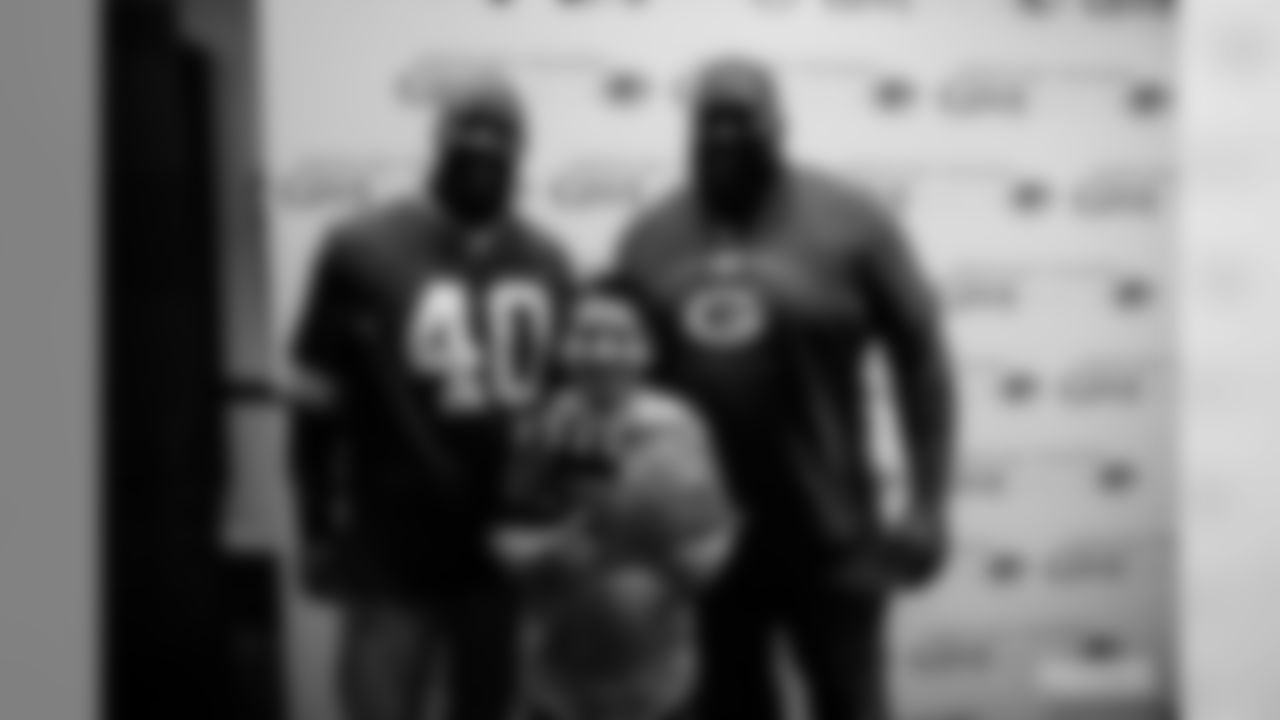200114-packers-give-back-movie-night-43