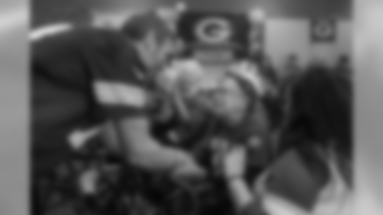 190412-tailgate-tour-deerfield-sr-living-13