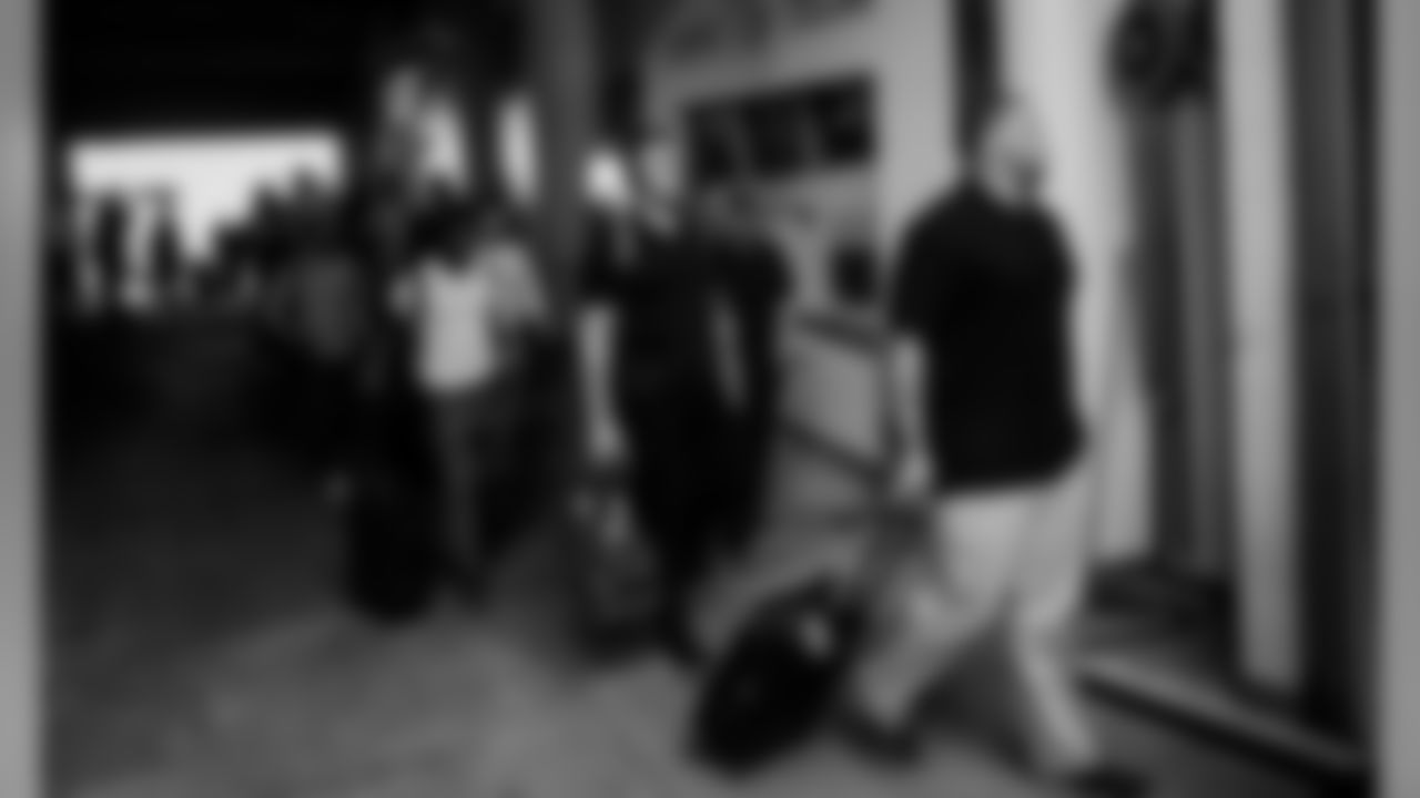 190822-stadium-arrival-bobber-21