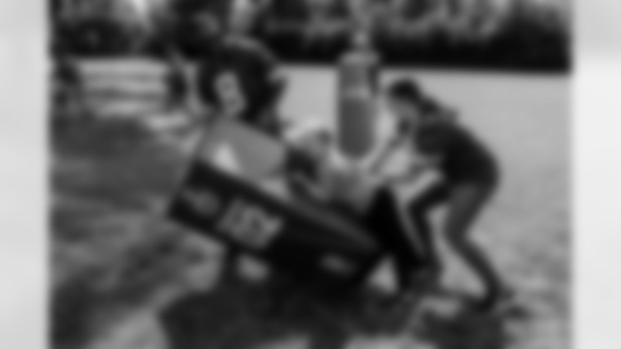 220913-football-outreach-gallery-2560040