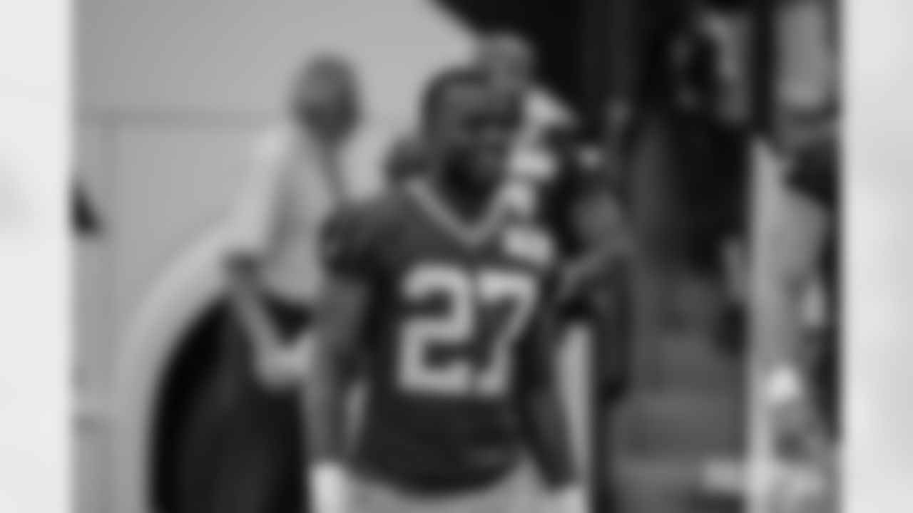 230506-minicamp-practice-gallery-2560-11
