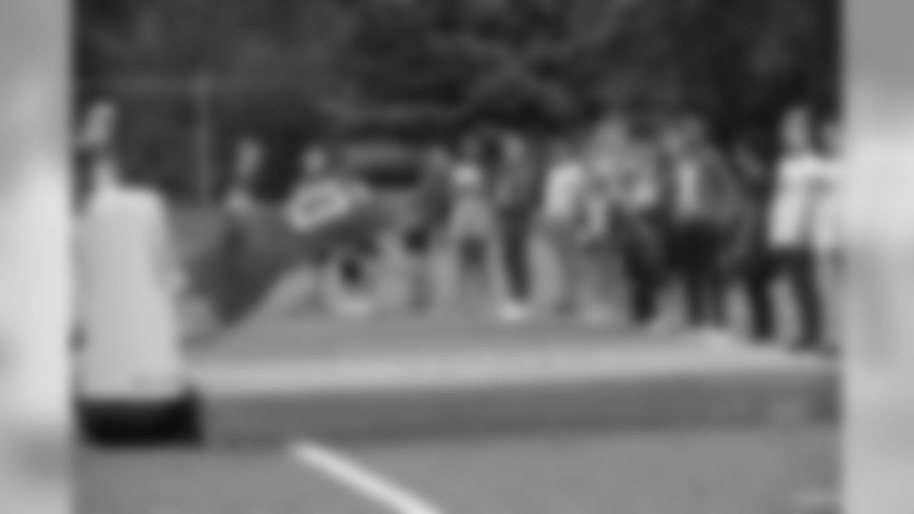 190917-football-outreach-11