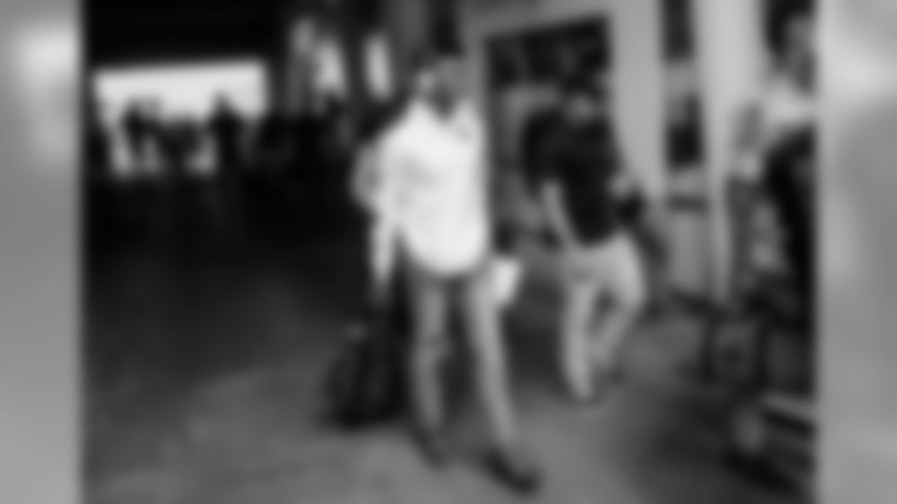 190822-stadium-arrival-bobber-25