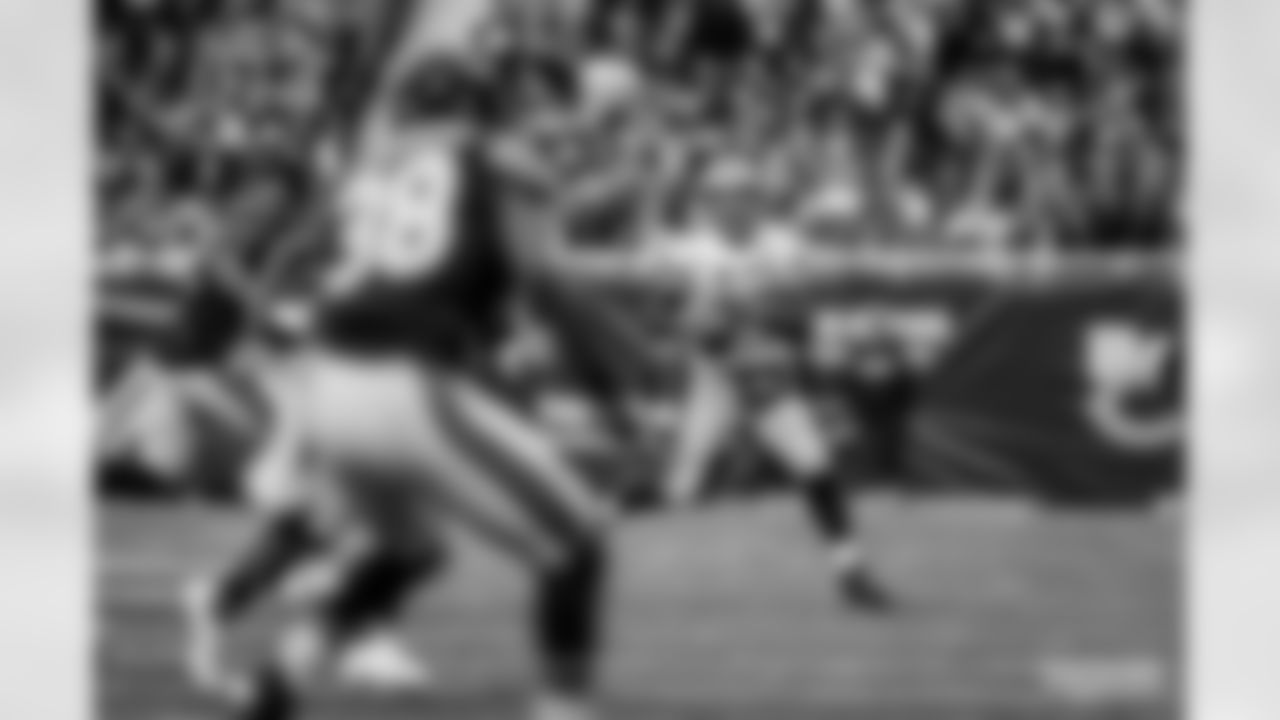 QB Aaron Rodgers