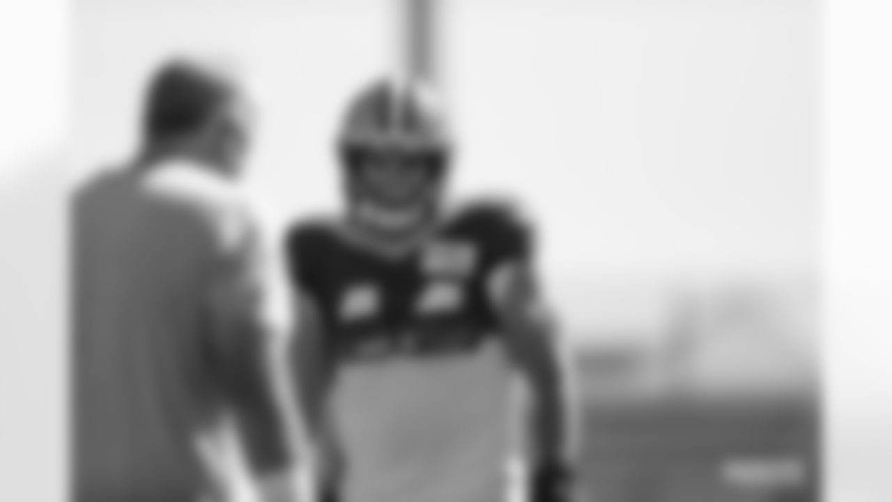 LB Ty Summers