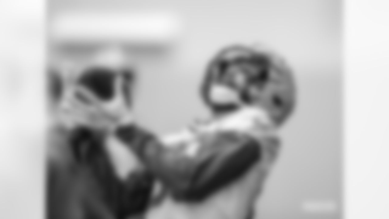 221130-evan-practice-gallery-2560057